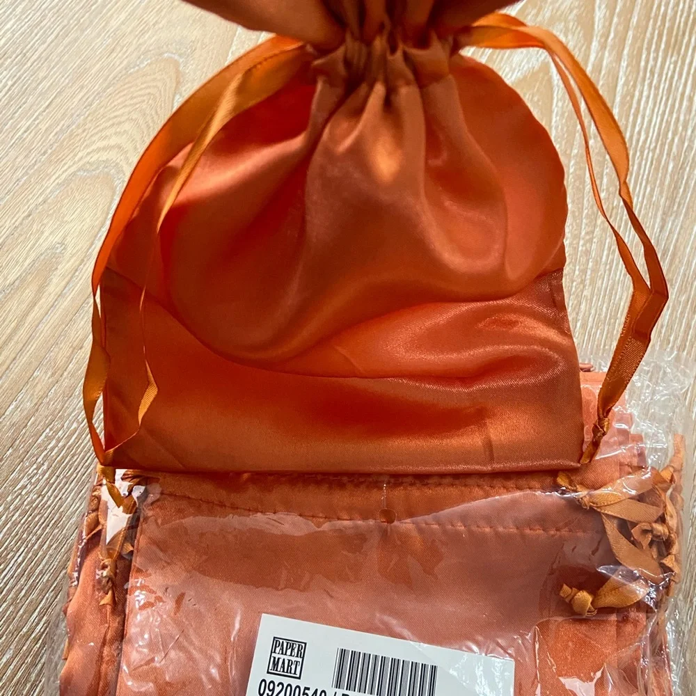BNIP! 102 Satin Bags 6x9